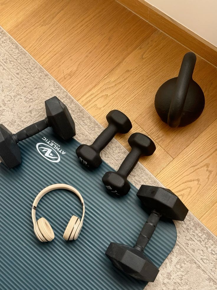 Home Workouts Made Easy: A Step-by-Step Guide for Beginners