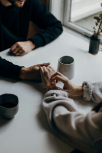 How to Communicate Better: Healthy Habits for Stronger Relationships