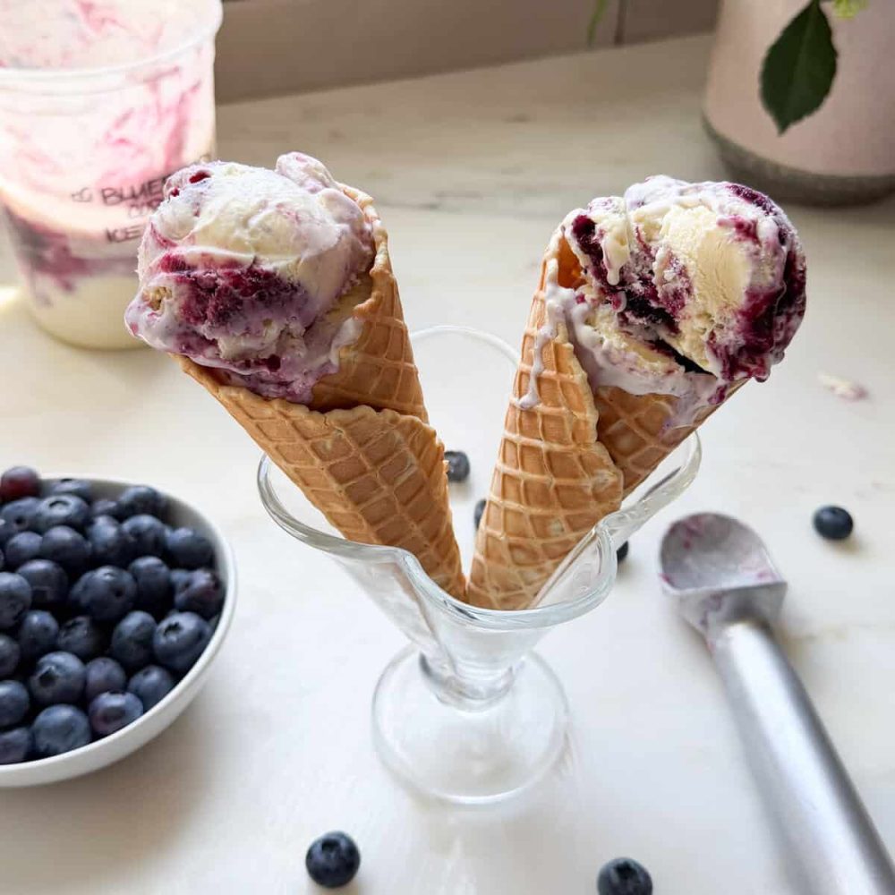 BlueberryCobblerIceCream-04.jpg
